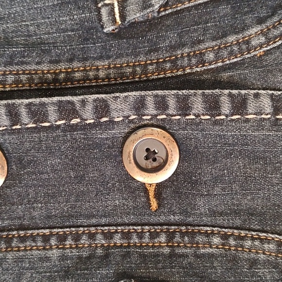 VENEZIA Denim Jacket with Decorative Pockets 3/4" Sleeves. Size 14/16 - Picture 5 of 9